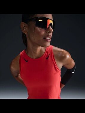 Nike AeroSwift Dri-FIT Cropped Running Crimson Tank FN2713-696 Women's M $80
